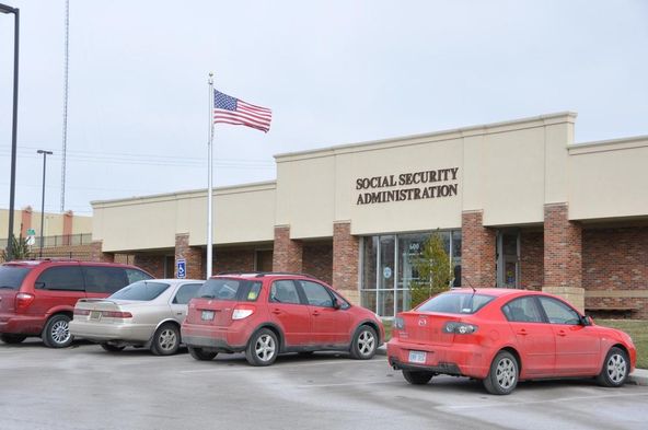 Topeka SSA Office: 600 SW Commerce Pl, Topeka, KS 66615